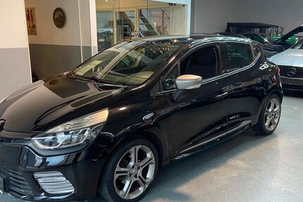 Renault Clio 88.800 km 9.600 &euro; Mönchengladbach 41199