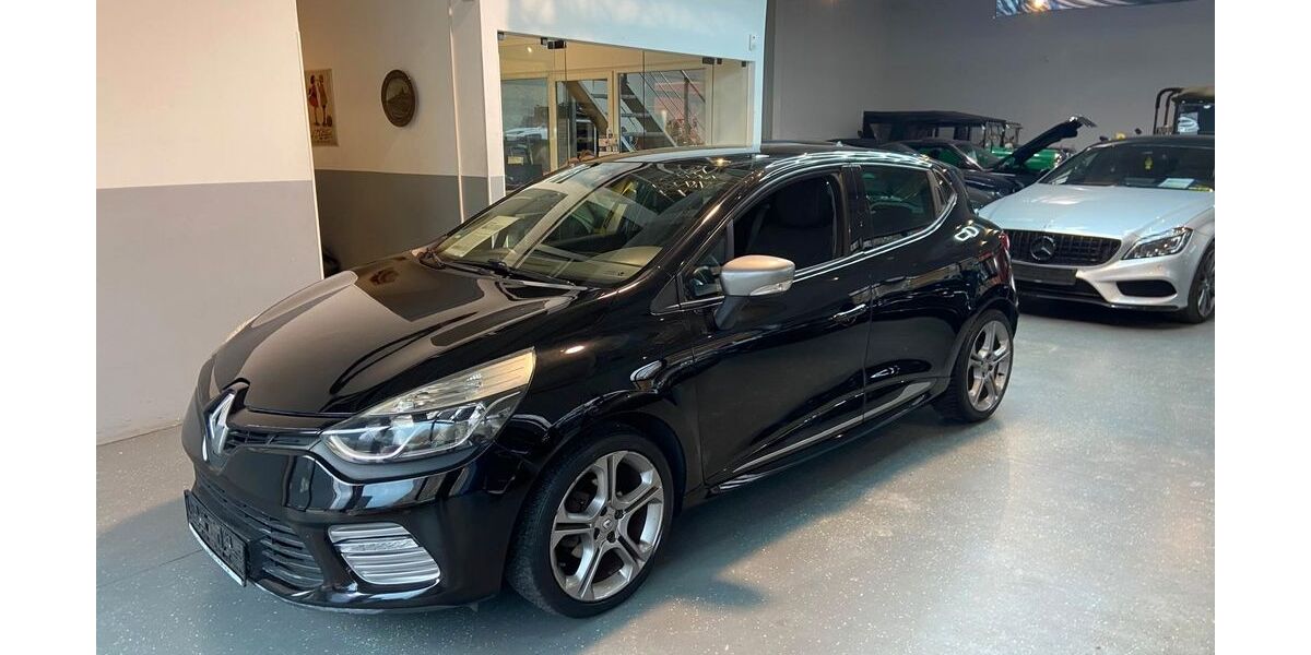 Renault Clio 88.800 km 9.600 &euro; Mönchengladbach 41199