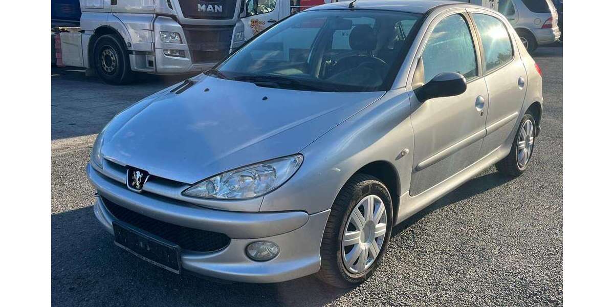 Peugeot 206 114.000 km 2.290 &euro; Düsseldorf 40231