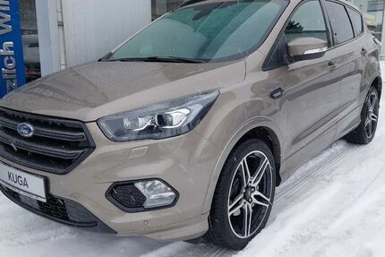 Ford Kuga 48.000 km 17.995 &euro; Petershagen 32469