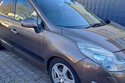 Renault Scenic 339.000 km 1.950 &euro; Darmstadt 64291