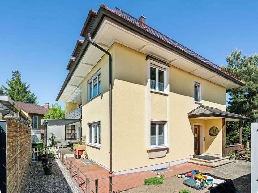 Haus zum Kaufen in Aichach 779.000 € 271 m²