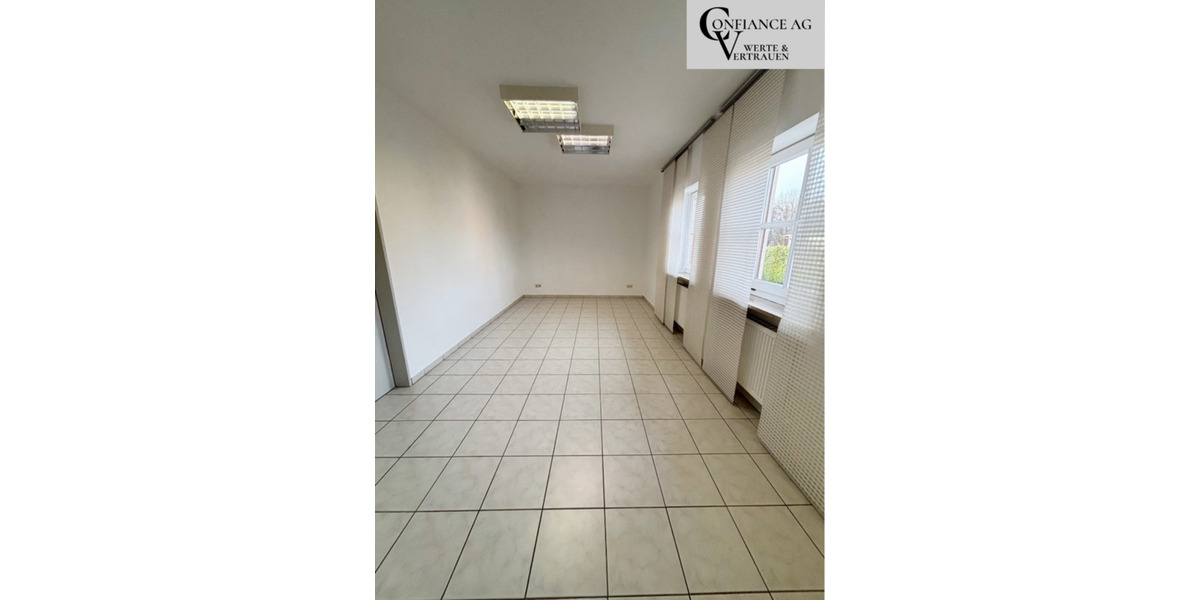 Praxisfläch mit Potenzial in Schöllnach zu vermieten zimmer