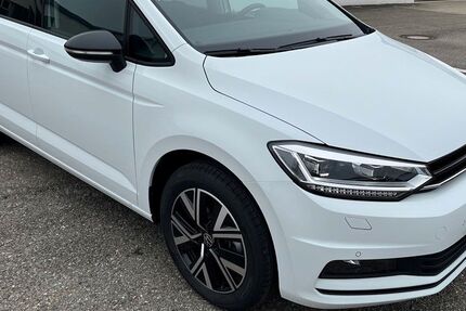 VW Touran 9.800 km 38.990 &euro; Mengen 88512
