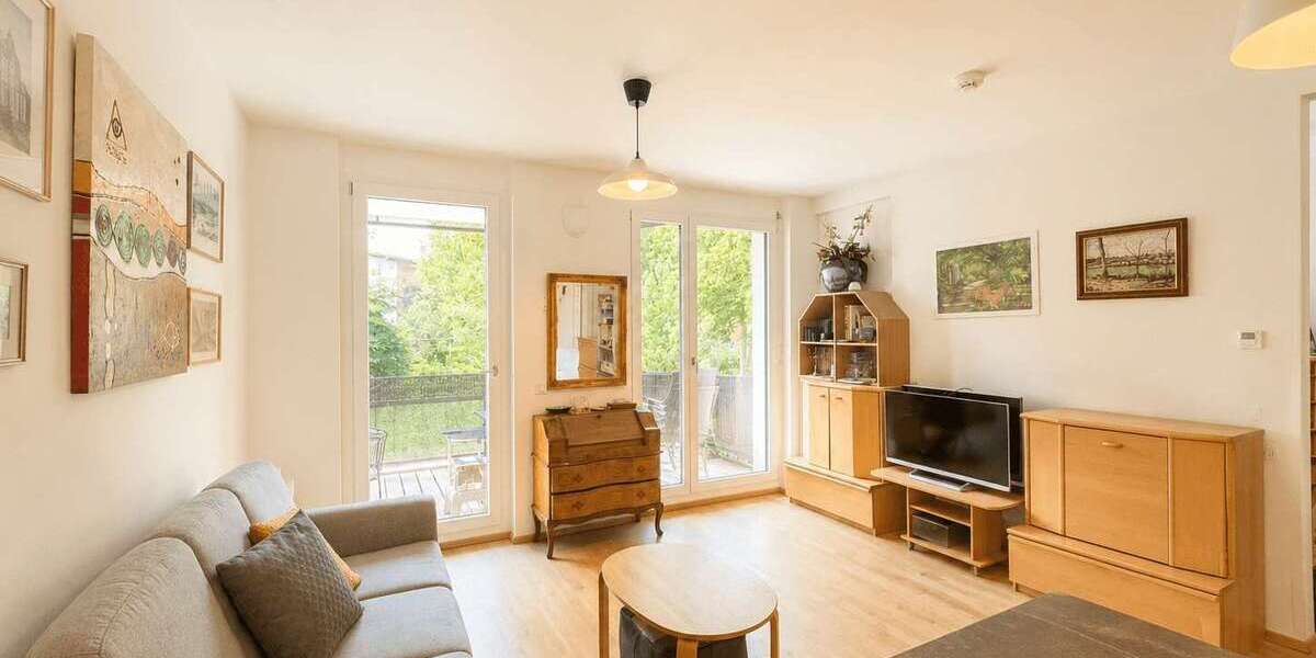 Etagenwohnung Augsburg Antonsviertel - 2 Zimmer, 45 m&sup2;, 900&euro; | Angebot:27397815