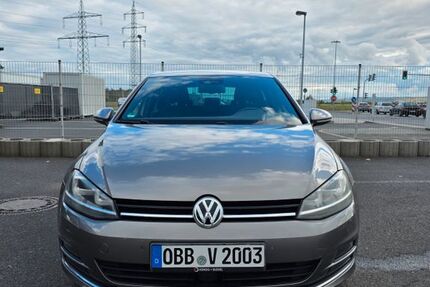 VW Golf 235.000 km 7.900 &euro; Aschaffenburg 63743