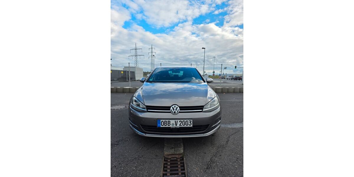 VW Golf 235.000 km 7.900 &euro; Aschaffenburg 63743