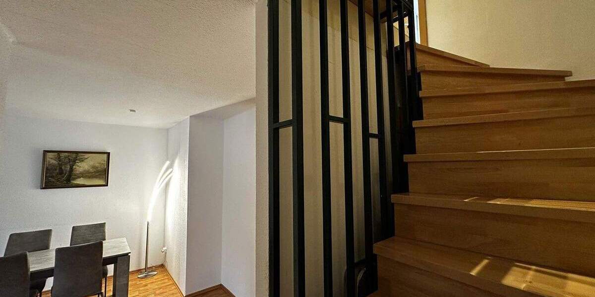 Reihenmittelhaus Köln Ossendorf - 4 Zimmer, 145 m&sup2;, 2.750&euro; | Angebot:24736531