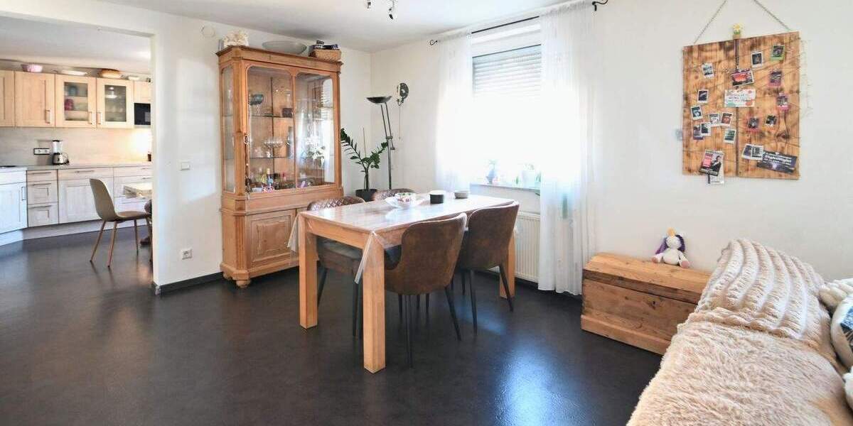 Einfamilienhaus Altdorf - 7 Zimmer, 150 m&sup2;, 425.000&euro; | Angebot:25744096