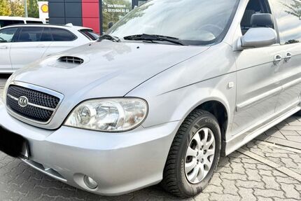 Kia Carnival 161.000 km 1.999 &euro; Potsdam 14480