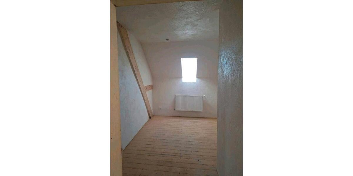Etagenwohnung Sankt Wendel - 8 Zimmer, 180 m&sup2;, 750&euro; | Angebot:26441453