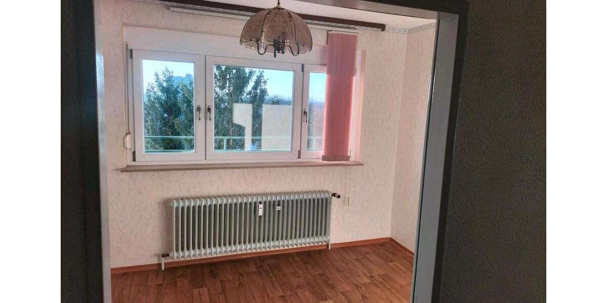Etagenwohnung Lahr (Schwarzwald) - 3 Zimmer, 82 m&sup2;, 190.000&euro; | Angebot:26754828