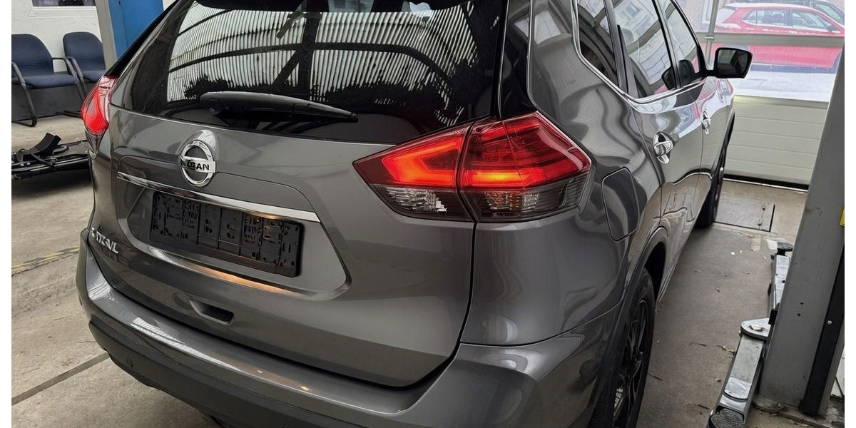 Nissan X-Trail Tekna 7 Sitze Ahk Leder 360 Panoram. LED 77.300 km 17.700 &euro; Berlin 10247