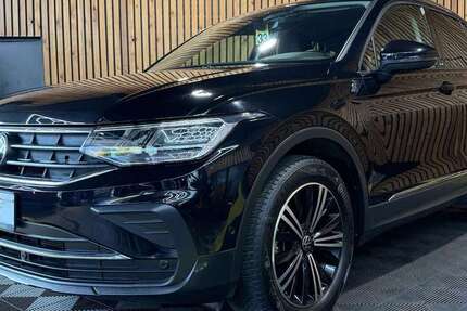 VW Tiguan 48.566 km 23.750 &euro; Leer 26789