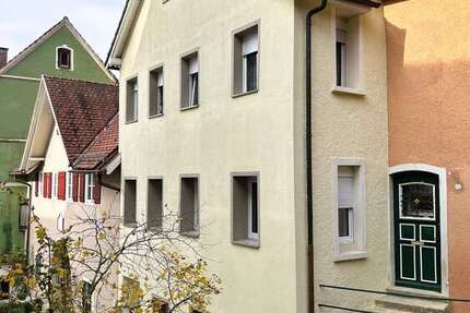 Haus zum Kaufen in Leutkirch im Allgäu 674.000 € 239 m² 10 zimmer