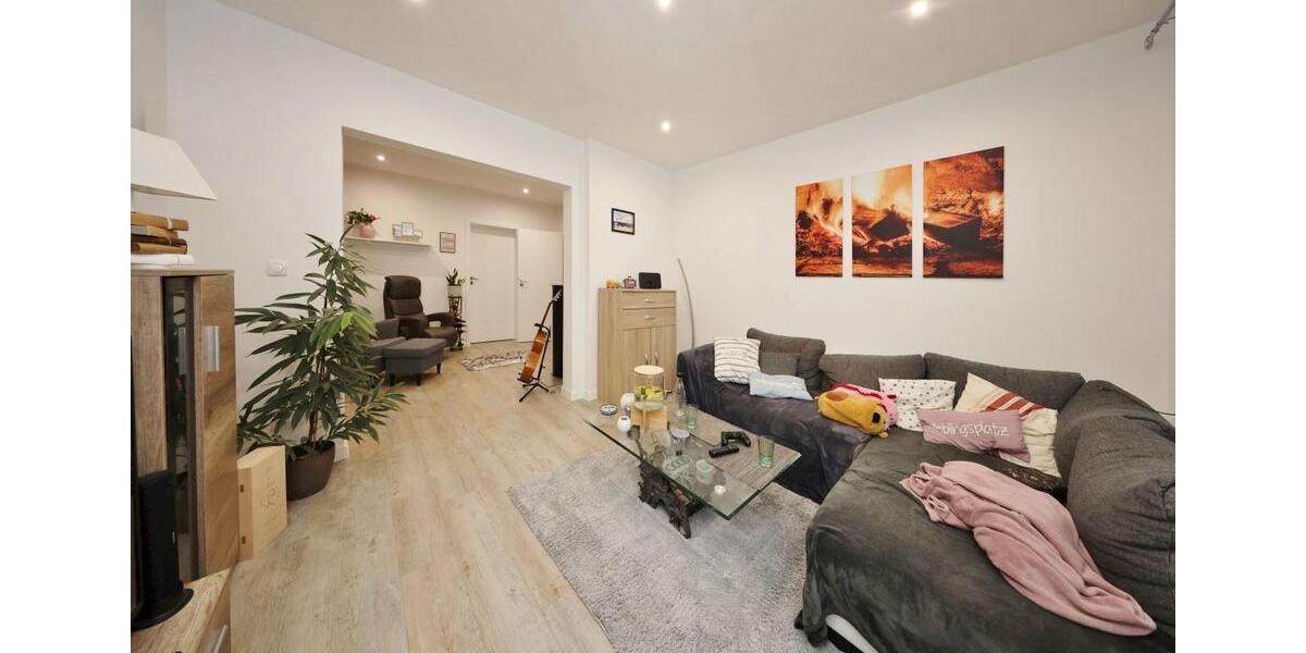 Erdgeschoßwohnung Wilhelmshaven Altengroden - 4 Zimmer, 96 m&sup2;, 850&euro; | Angebot:26598439