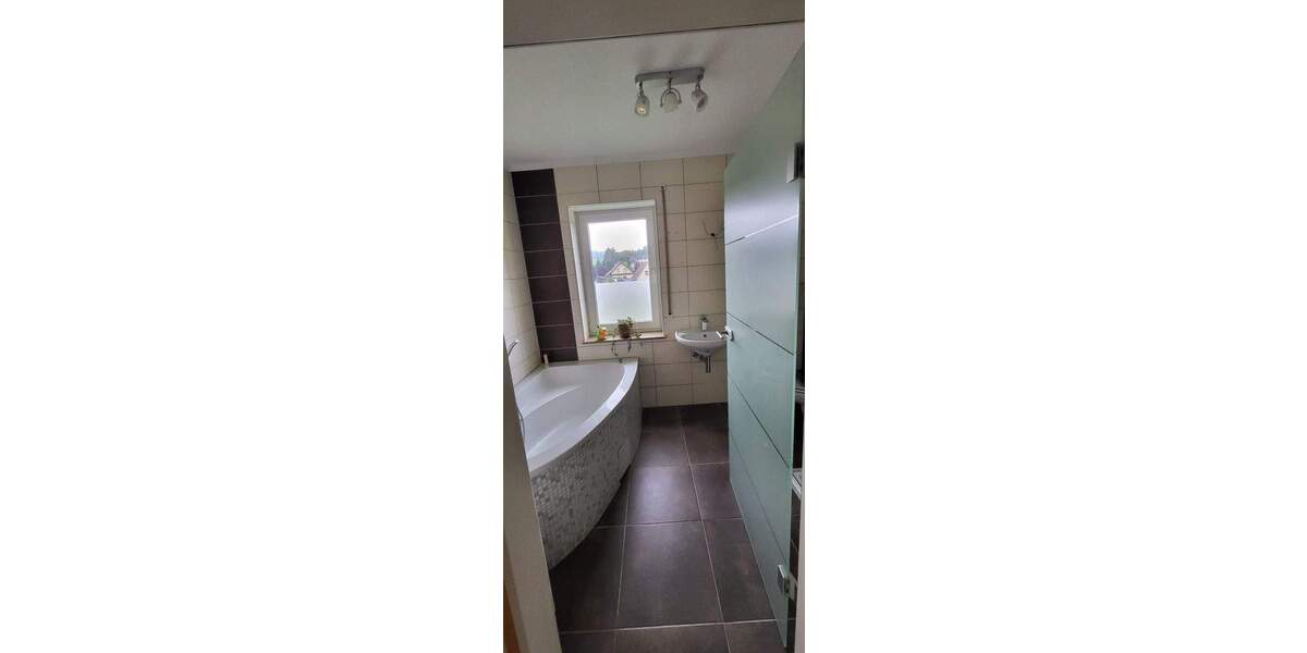 Etagenwohnung Brotterode-Trusetal Trusetal - 4 Zimmer, 90 m&sup2;, 99.900&euro; | Angebot:25881041