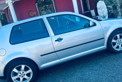 VW Golf 185.000 km 1.799 &euro; Gotha 99867