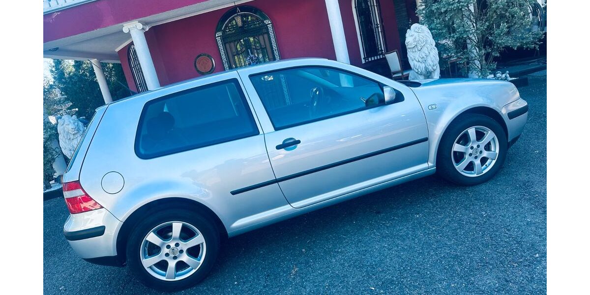 VW Golf 185.000 km 1.799 &euro; Gotha 99867