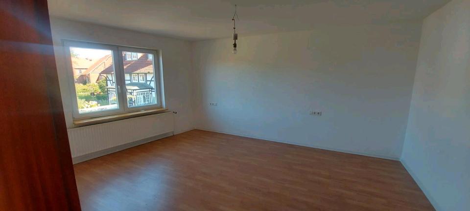Etagenwohnung Hessisch Oldendorf - 3 Zimmer, 89 m&sup2;, 690&euro; | Angebot:26282984