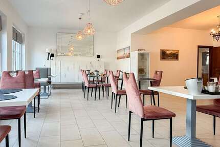 Haus zum Kaufen in Dornum 649.000 € 284 m² 9 zimmer