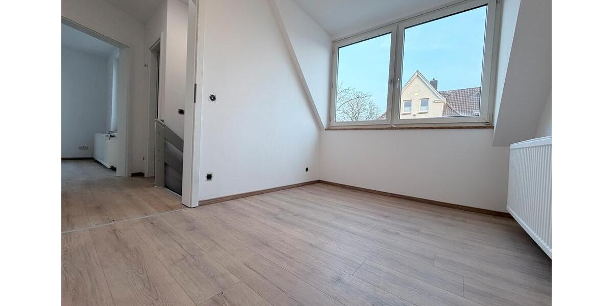 Renoviertes Einfamilienhaus zur Miete - Erstbezug nach Sanierung 4.5 zimmer