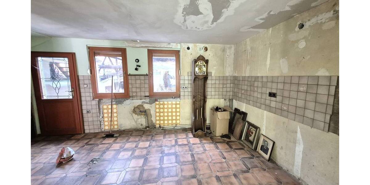 Reihenendhaus Traben-Trarbach Trarbach - 6 Zimmer, 136 m&sup2;, 55.000&euro; | Angebot:25695463