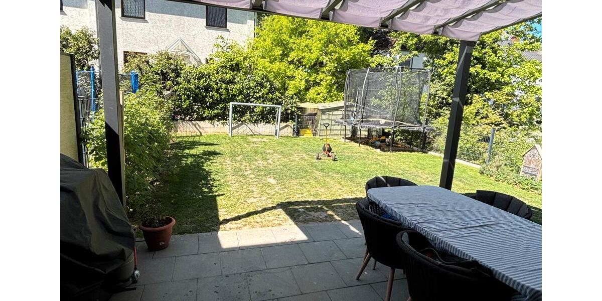 Reihenhaus Rüsselsheim am Main - 6 Zimmer, 144 m&sup2;, 2.300&euro; | Angebot:26536363