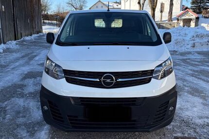 Opel Vivaro 176.000 km 9.300 &euro; Offenberg 94560