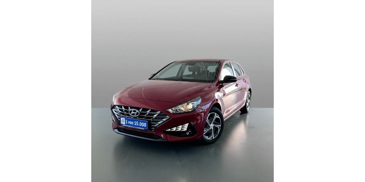 Hyundai i30 27.598 km 18.450 &euro; Karlsruhe 76227