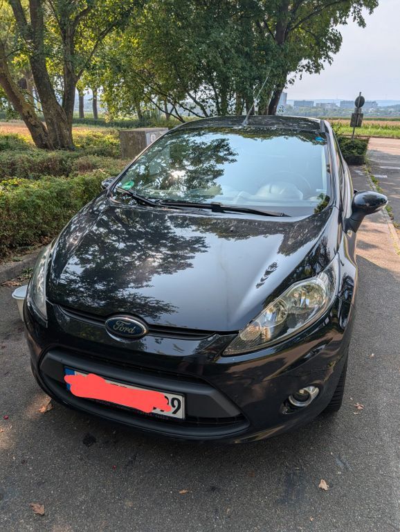 Ford Fiesta 121.500 km 3.499 € Kornwestheim 70806
