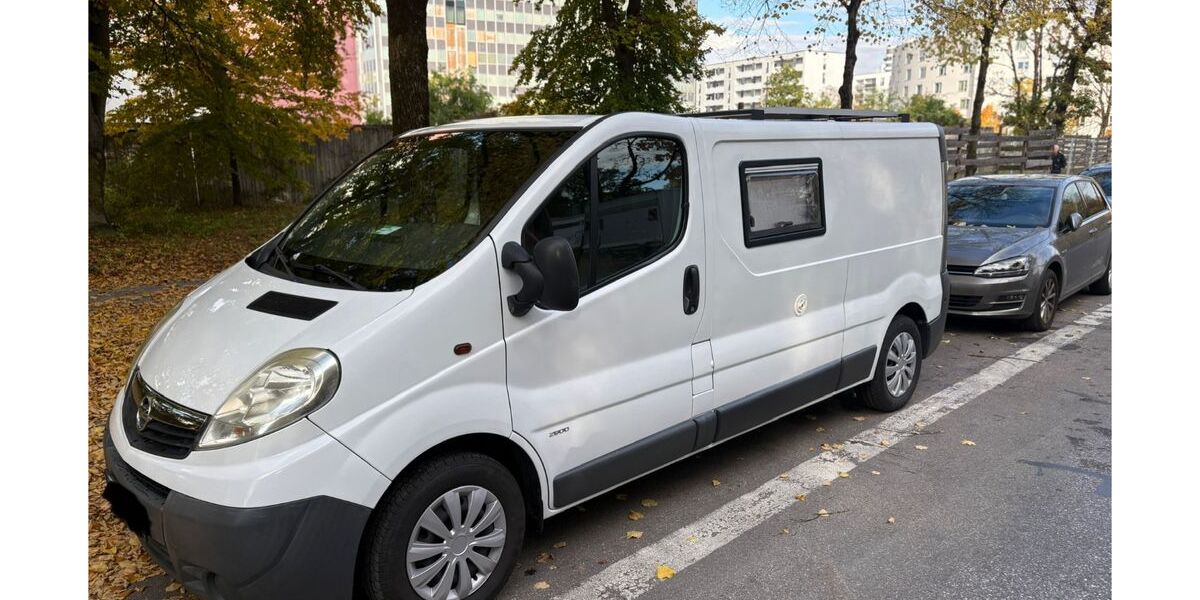 Opel Vivaro 212.000 km 9.000 &euro; München 80801
