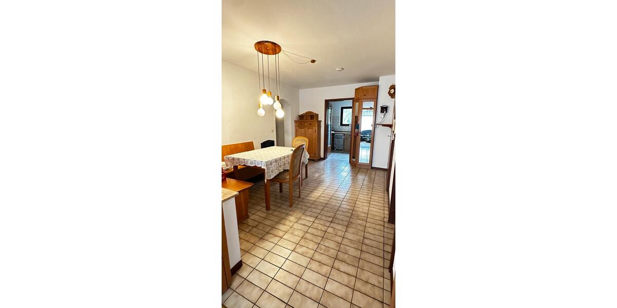 Erdgeschoßwohnung Neuenstadt am Kocher - 4 Zimmer, 95 m&sup2;, 318.000&euro; | Angebot:27067345