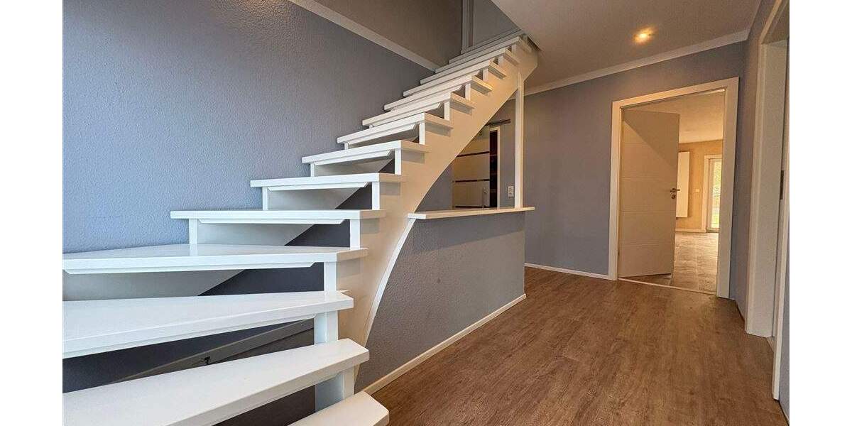 Einfamilienhaus Bordesholm - 7 Zimmer, 185 m&sup2;, 589.000&euro; | Angebot:25835109