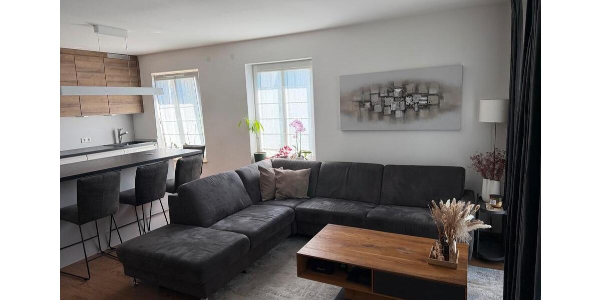 Etagenwohnung Neutraubling - 3 Zimmer, 77 m&sup2;, 489.000&euro; | Angebot:27093216