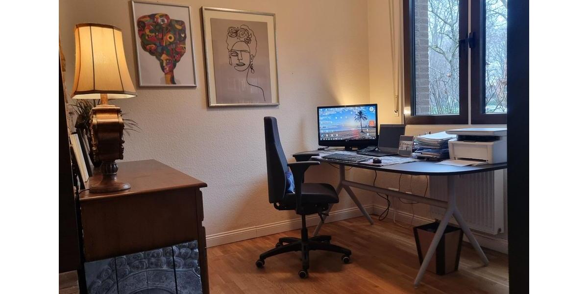 4-Zimmer-Erdgeschosswohnung mit Terrasse& TG platz Provisionsfrei 4 zimmer