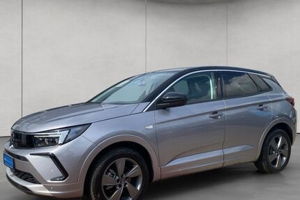Opel Grandland (X) 11.584 km 25.980 € Rendsburg 24768