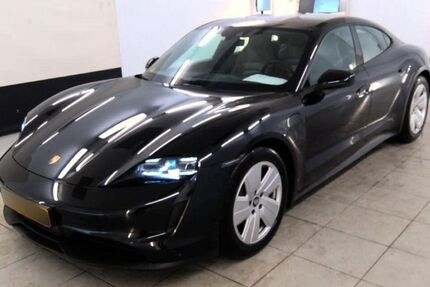 Porsche Taycan 113.259 km 47.191 &euro; Amberg 92224