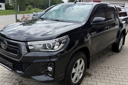 Toyota Hilux 99.780 km 31.690 &euro; Bad Bayersoien 82435