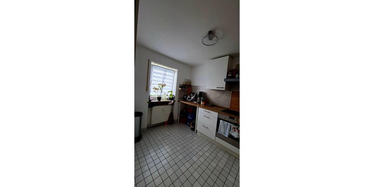 Etagenwohnung Gilching - 3.5 Zimmer, 79 m&sup2;, 1.700&euro; | Angebot:26681357