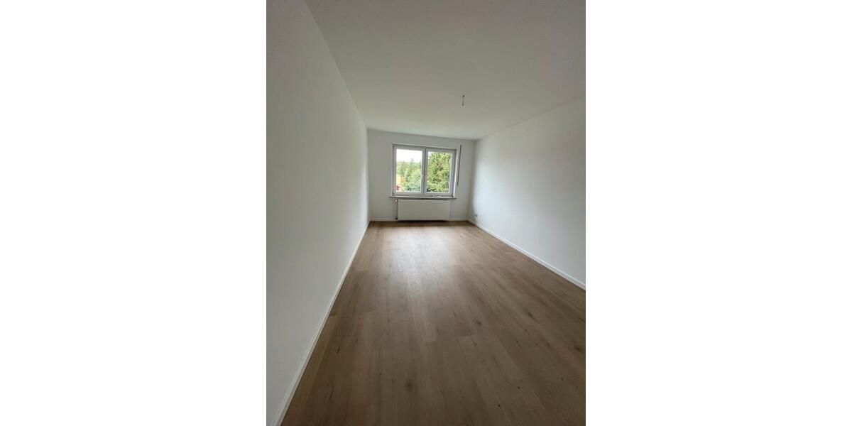 Doppelhaushälfte Bad Abbach - 5 Zimmer, 130 m&sup2;, 1.900&euro; | Angebot:25399314