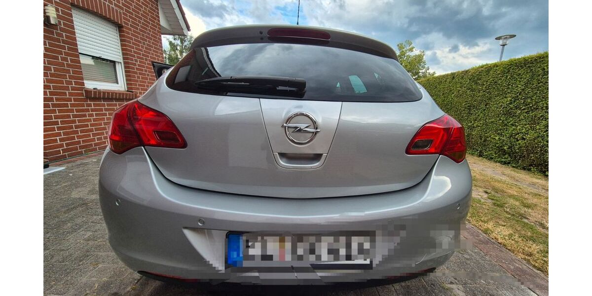 Opel Astra 84.000 km 6.100 &euro; Rhauderfehn 26817