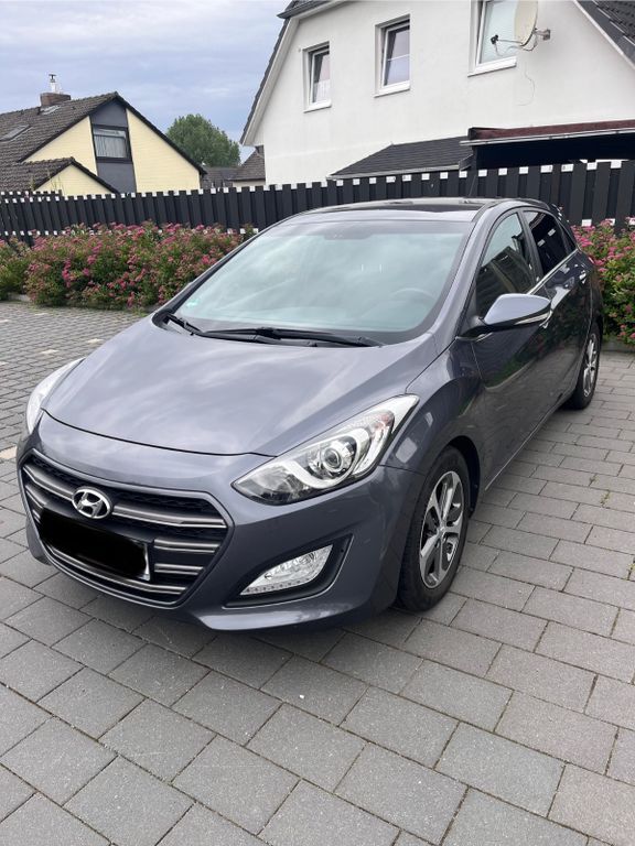 i30