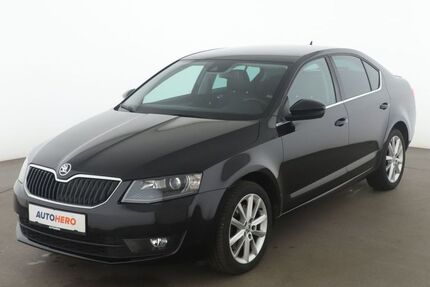 Skoda Octavia 84.472 km 16.410 € Dresden 01187