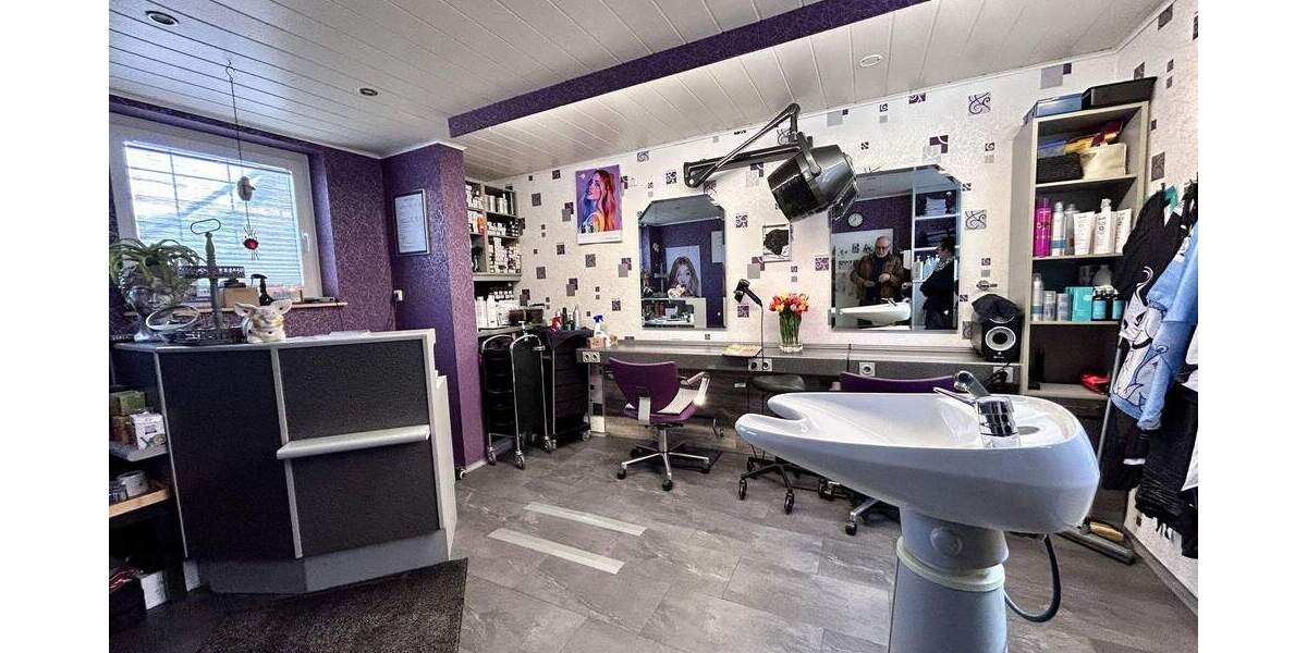 Hier wurde richtig viel gemacht - mit Platz für die Familie und mehr! 6 zimmer