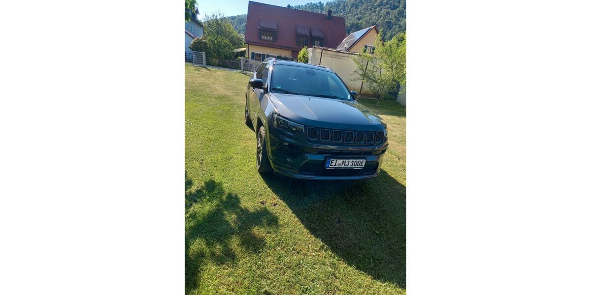 Jeep Compass 44.650 km 19.999 &euro; Kipfenberg 85110