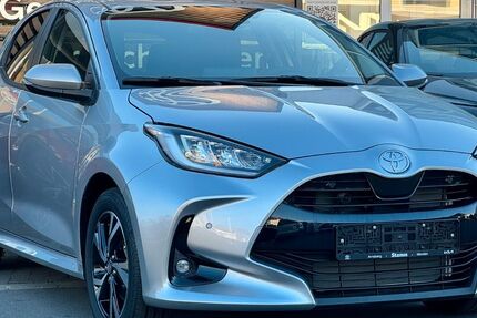 Toyota Yaris 2.000 km 24.990 &euro; Arnsberg-Neheim 59755
