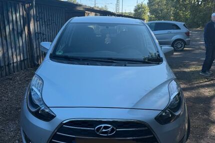 Hyundai ix20 124.532 km 11.000 &euro; Potsdam 14478