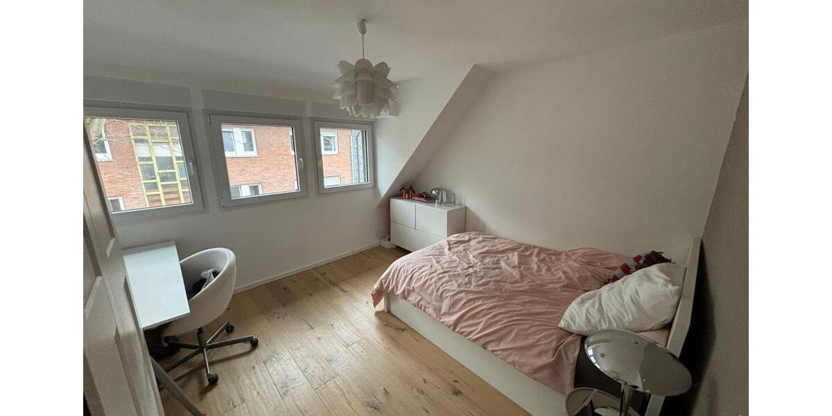 Dachgeschoßwohnung Münster Erphoviertel - 4 Zimmer, 65 m&sup2;, 1.525&euro; | Angebot:26033126