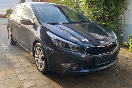 Kia ceed / Ceed 133.500 km 6.899 &euro; Leopoldshöhe 33818